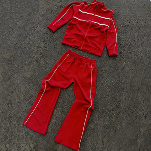 Veste personnalisée en tissu extensible quadridirectionnel, sublimation, résistante à l'eau, avec t-shirt et short, ensemble de survêtement léger et respirant - Product Image 3