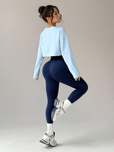 Conjunto Deportivo de Tres Piezas para Mujer, Sujetador Deportivo, Leggings y Chaqueta, Ropa Deportiva para Gimnasio y Entrenamiento - Product Image 5