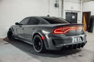 Prêt à être expédié : Dodge Charger SRT Hellcat Widebody Jailbreak RWD 2023 d'occasion, titre propre - Product Image 5