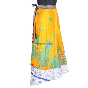 Nueva Falda Larga de Seda Estilo Sari Rajastaní, Reversible, de Doble Capa, Falda Larga de Seda India Mágica - Product Image 1