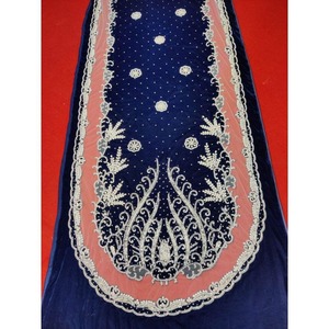 Vestido de Novia Somali Dirac de la Mejor Calidad, 100% Seda, con Bordado a Mano - Product Image 3