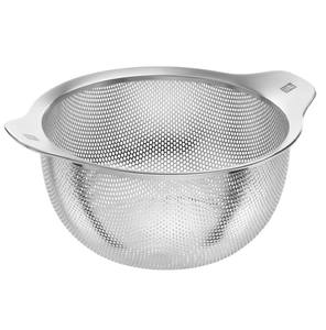 Les passoires métalliques offrent un look intemporel et professionnel qui rehausse l'esthétique de toute cuisine. - Product Image 5