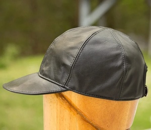Gorra de Béisbol Unisex de Piel de Oveja Negra con Relieve, Ajustable, de 6 Paneles, Estilo Deportivo, Impermeable, para Adultos, para las Cuatro Estaciones - Product Image 3
