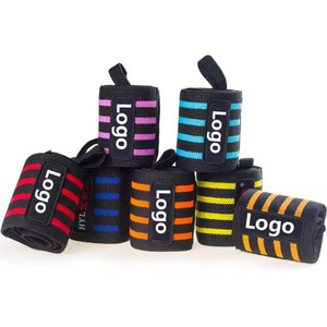 รักษาข้อมือให้คงที่ในช่วงออกกำลังกายที่หนักด้วยสายรัดข้อมือสำหรับยกน้ำหนัก ออกแบบมาเพื่อการฝึกความแข็งแรงในยิมที่มั่นคง - Product Image 6