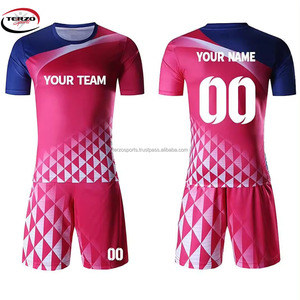 ชุดเสื้อทีมฟุตบอลผ้าโพลีเอสเตอร์แขนครึ่งแขนทำจากโพลีเอสเตอร์100% สำหรับผู้ชายชุดเสื้อฟุตบอลแบบซับลิเมชันเทคนิคออกแบบโลโก้ได้ตามต้องการ - Product Image 5