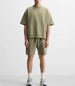 Camiseta Básica Lisa de Color Sólido para Hombre, Conjunto de 240 Gramos, Cuello Redondo, Manga Corta, Estilo Casual para Toda Temporada, Corte Holgado - Product Image 1