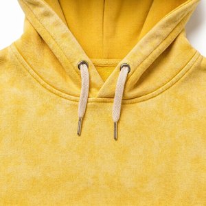 Conjunto Deportivo Amarillo con Capucha para Hombre, Diseño Sublimado con Estampado de Llamas Negras, Pantalones Cortos con Cordón y Bolsillos, Ropa Casual de Verano - Product Image 3