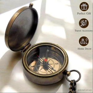 Brújula de Bolsillo de Latón Antiguo, Circular, Chapada en Oro, Pulida, Accesorio de Viaje - Product Image 1