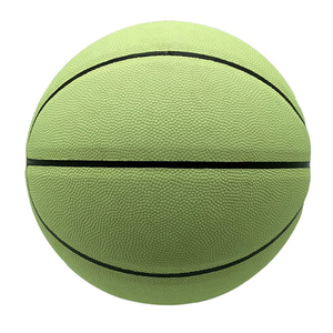 Ballon de basketball vert personnalisé avec logo, taille officielle 7, en cuir PU, pour entraînement en extérieur et intérieur, équipement sportif, fournisseur OEM d'usine, haut de gamme - Product Image 3