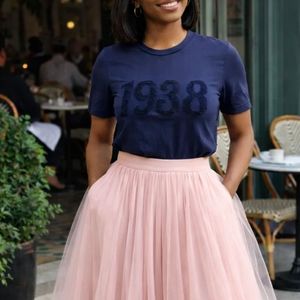 T-shirt en chenille personnalisé bleu marine 1938 à manches courtes, col rond, décontracté, avec broderie de patch texturé, confortable, unisexe - Product Image 1