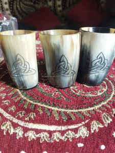Viking fait à la main indien corne tasse Logo personnalisé court corne à boire bière gobelet en verre pour les fêtes mariages produit d'artisanat naturel - Product Image 2