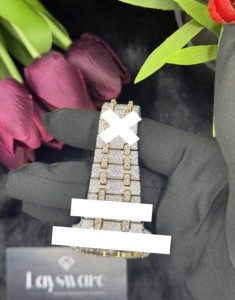 Montre de luxe pour homme en acier inoxydable, style hip-hop, avec cristaux et diamants moissanite, cadeau idéal - Product Image 3