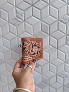 Handmade Hand-Tooled Leather Wallet for Men Luxury Vintage Fold Closure Short Premium Gift for Men Daily use <b>Purse</b> - Product Image 5