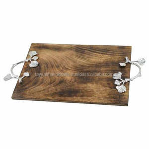 Plateau en bois naturel Plateau en bois Plateau de service en bois avec poignée en métal pour serveur Nourriture Fruits Noix d'Inde - Product Image 1