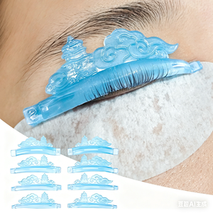 Protège-cils transparents populaires pour rehaussement de cils, 4 paires de coussinets professionnels auto-adhésifs en silicone pour rehaussement de cils, pour salon - Product Image 3