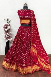 Conjunto de Vestido Étnico de Lujo de Seda Modal Bandhani Chaniya Choli con Borlas y Dupatta Completamente Cosido para Navratri y Bodas - Product Image 6