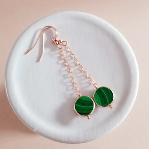 Boucles d'oreilles pendantes en forme de pièce de monnaie en malachite, pierre précieuse naturelle verte, plaqué argent, bijoux faits à la main pour femmes - Product Image 2