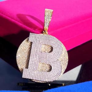 Pendentif Hip Hop personnalisé avec nom, pendentif lettre personnalisé serti de diamants, bijoux personnalisés avec initiales, pendentif pour rappeur - Product Image 1