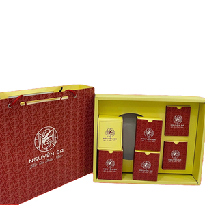 Cajas Rígidas para Pasteles con Tapa Abatible, Ecológicas, de 3mm, Acabado Mate, Material de Cartón con Lámina UV Offset, para Alimentos, Impresión a 4 Colores - Product Image 1