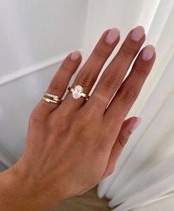 Anillo de Compromiso Solitario con Diamante Cultivado en Laboratorio de Corte Ovalado de 3 Quilates, Anillo con Halo Oculto de Diamante Ovalado Certificado por IGI - Product Image 5