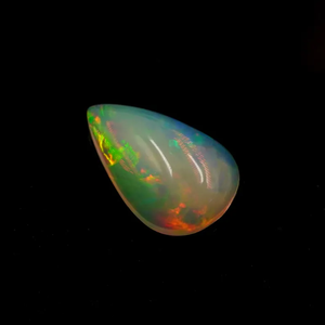 Cabujón de Ópalo Fuego Welo, Corte Pera, 2.70 Ct - Product Image 3