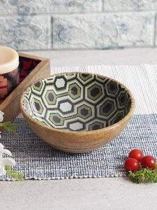 Bol en bois fait main avec motif floral noir et or, style glamour, plat de service alimentaire, cadeau, artisanat en bois, vaisselle de cuisine - Product Image 4