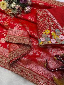Sari de Seda Jacquard Banarasi Suave Reglance con Bordado de Lentejuelas y Dori, Borde de Encaje, Diseño Tradicional, Sin Arrugas, de Secado Rápido para Mujer - Product Image 5