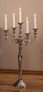 Candelabro de Metal con Cinco Brazos para Decoración del Hogar y Bodas, Diseño Duradero - Product Image 1
