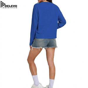 Vêtements pour femmes en gros OEM, Sweat-shirt à col rond en molleton bouclette avec logo personnalisé, coupe ample, manches longues, vente en gros - Product Image 3