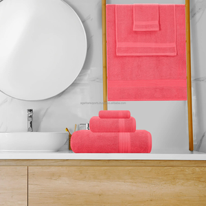 Serviettes de bain en coton 600 g/m² brodées, séchage rapide, avec bordure, finition premium, durables et confortables - Product Image 2