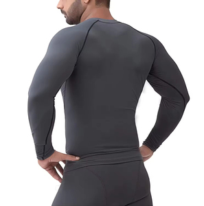 Rashguard pour homme à séchage rapide, respirant, écologique, imprimé sur mesure pour la natation, le Jiu Jitsu, le MMA, le BJJ et la pêche - Vente en gros - Product Image 2