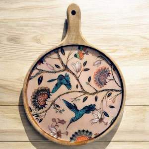 ถาดไม้ทรงกลม ALTAMASH CRAFT น้ำหนักเบา ลายดอกไม้และนก สไตล์โบฮีเมียน พร้อมหูจับทำมือ - Product Image 1