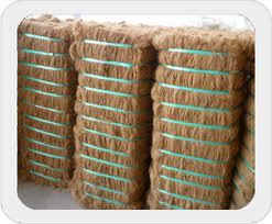 Balle de fibres de coco pour la conception de cordons, matelas, brosses et produits d'ameublement, avec une forte capacité de rétention d'eau et des propriétés ignifuges. - Product Image 3