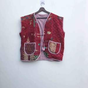 Chaleco Khambadi Tradicional Maharashtriano de Lana, Chaleco Acolchado de Invierno Hecho a Mano, Chaleco Indio Khambadi sin Mangas - Product Image 2