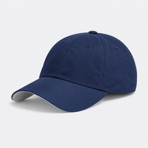 Gorra deportiva suave diseñada para un rendimiento activo con tela transpirable, ajuste cómodo y cobertura útil durante deportes y actividades al aire libre. - Product Image 2