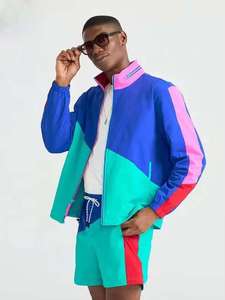 Conjunto Corto de Chaqueta Cortavientos y Pantalones Cortos de Nylon para Hombre con Logotipo Personalizado, de Última Tendencia - Product Image 4
