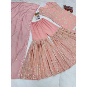 Ensemble haut et dupatta pour femme de créateur Look de fête avec plazzo fantaisie - Product Image 1