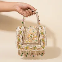 Sac à perles de qualité supérieure, sac de soirée vintage personnalisé orné de perles pastel et doté d'une poignée décorative.