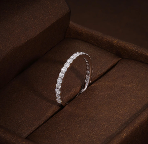 แหวนหมั้นเพชรทรงกลมเจียระไนแบบวินเทจ เงินแท้ 925 ได้รับการรับรองจาก IGI เหมาะสำหรับเป็นของขวัญแต่งงานและวันครบรอบ - Product Image 2