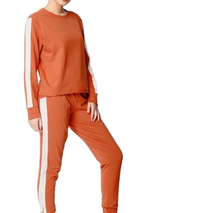 Custom Manufacturer Two Piece Set Skinny Sweatsuit Cropped Distressed Zip Up <b>Hoodie</b> And Sweatpants Jogger Set Women Tracksuit - Product Image 1