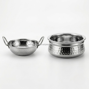 Ensemble de vaisselle indienne en acier inoxydable martelé, comprenant un wok Karahi et un bol Handi Biryani, pour la restauration, vente en gros - Product Image 1