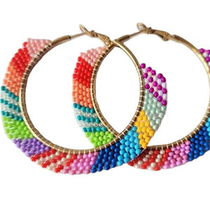 Pendientes de bordado circulares con cuentas hechas a mano, joyería de cuentas de colores con diseño floral, modernos para fiestas de mujer - Product Image 1
