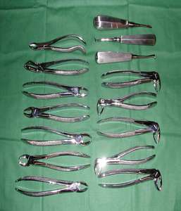 Instruments dentaires manuels en acier allemand de qualité supérieure certifiés CE par Dentavex - Product Image 1