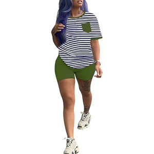 Conjunto de Camiseta Holgada y Pantalones Cortos de Ciclismo para Mujer, Atuendo Casual de Dos Piezas para Verano - Product Image 1