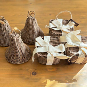 รองเท้าสานหวายทำมือ งานฝีมือดั้งเดิม ของตกแต่งบ้านรักษ์โลก - Product Image 4