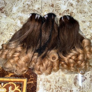 Perruque en cheveux naturels vietnamiens ondulés et bouclés, personnalisable avec un ensemble de perruques Lace Front pour femmes - Product Image 3