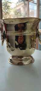 Seau à glace en laiton de fabrication indienne, refroidisseur à vin avec poignées, finition dorée vintage pour bar, mariage, décoration de fête, vente en gros - Product Image 3