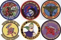Lot de patchs thermocollants brodés sur toile écologique, thème OVNI, extraterrestre, Bigfoot, monstre, de forme irrégulière - Cadeau personnalisé