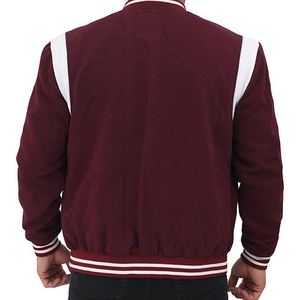 Chaqueta Varsity de Cuero para Hombre, Diseño Color Block Personalizado OEM, Negro y Rojo, Alta Calidad, Estilo Urbano, Chaqueta de Béisbol para Invierno - Product Image 4
