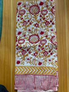 Paréo en coton imprimé à la main, jupe de plage pour femme, imprimé floral traditionnel, idéal pour l'été, la station balnéaire et la piscine - Product Image 3